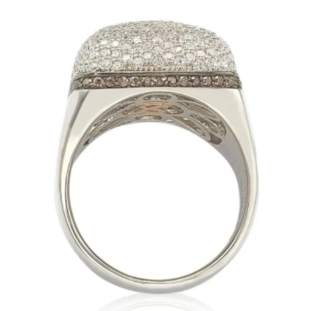 Suzy Levian size worn